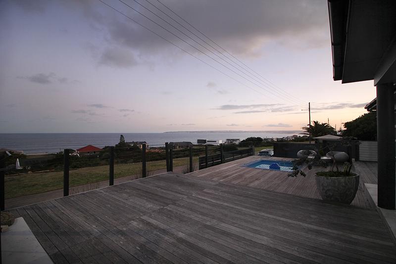 6 Bedroom Property for Sale in Reebok Western Cape